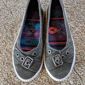 Blowfish slip-on shoe